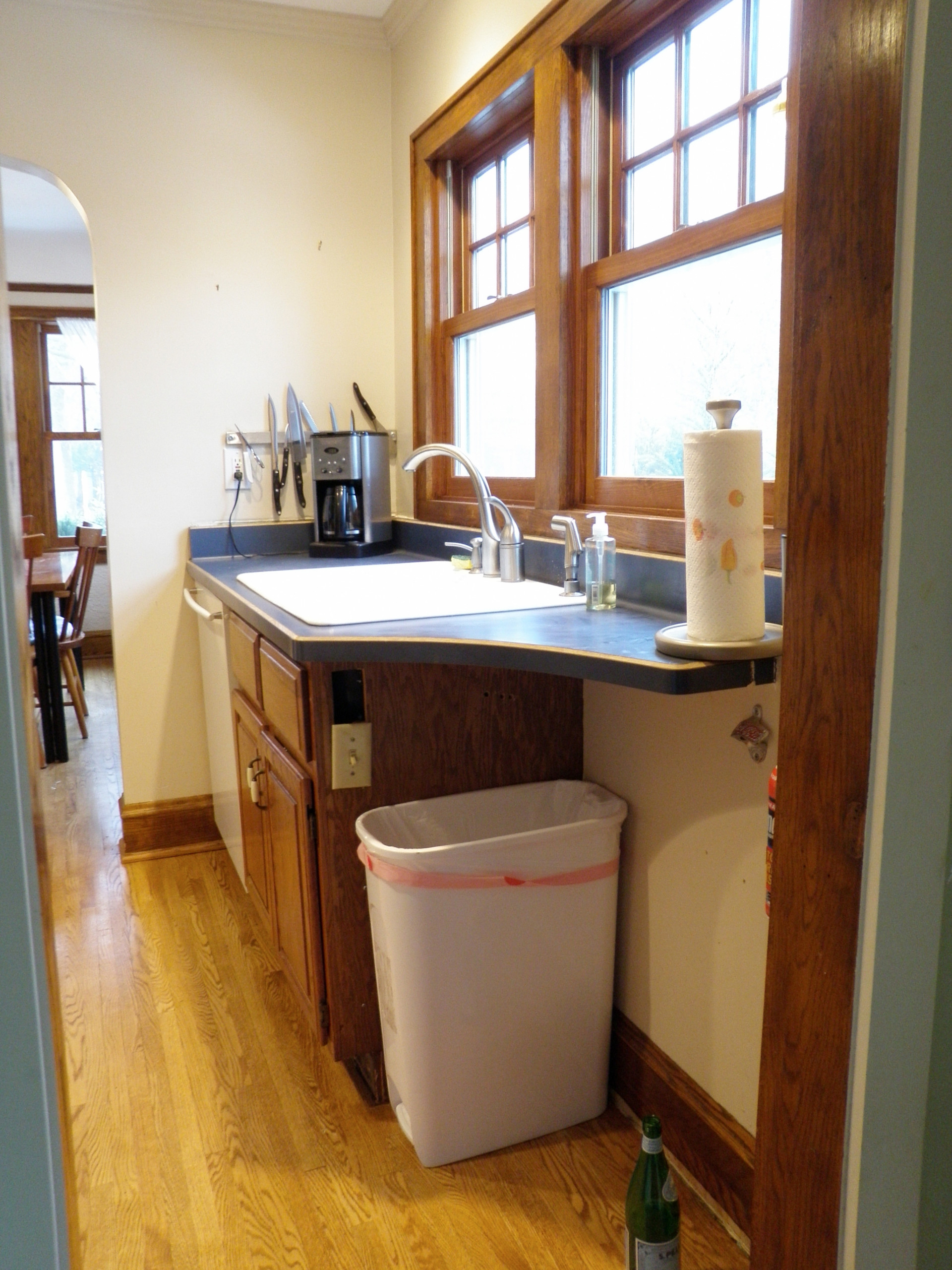 KITCHEN REMODEL: "NOT SO BIG" BUNGALOW